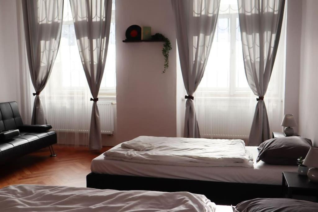Modern Apartment In The Center Of פראג מראה חיצוני תמונה